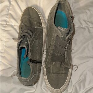 Blowfish Malibu Gray Sneakers